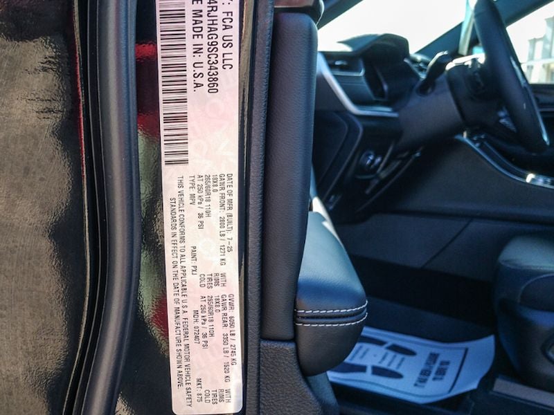 2025 Jeep Grand Cherokee Laredo X