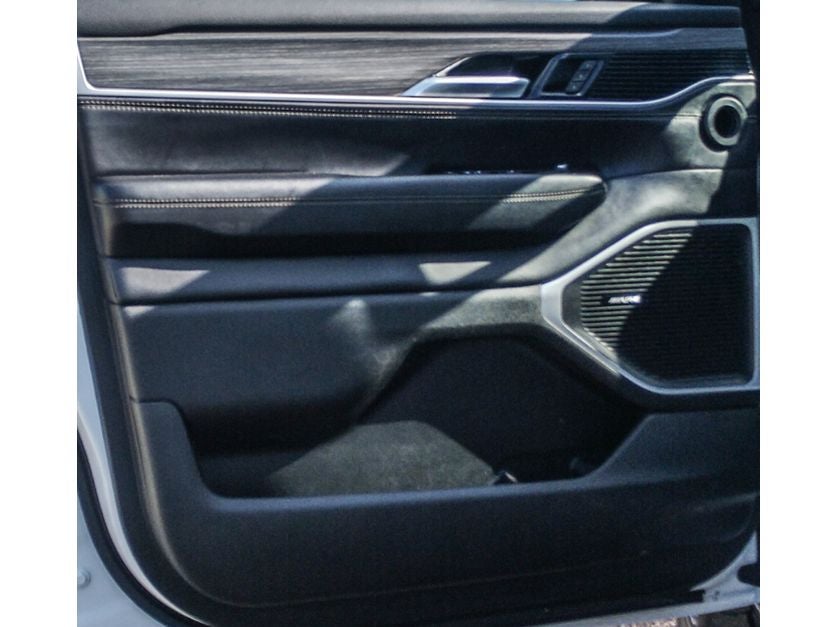 2023 Jeep Wagoneer L Series III