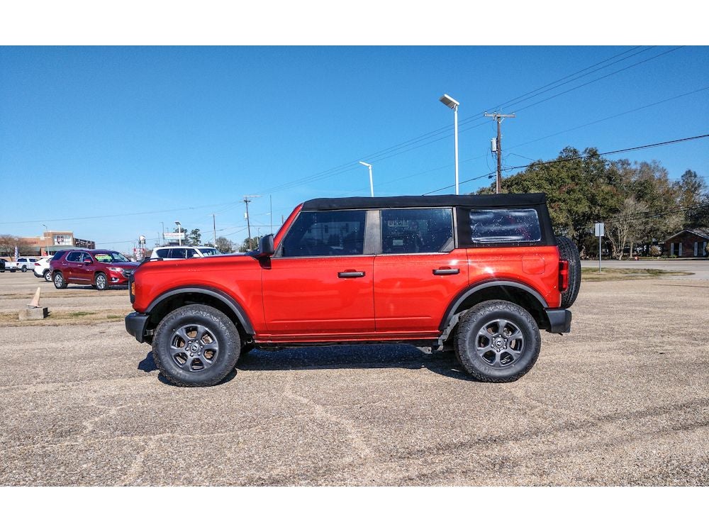 2023 Ford Bronco Base