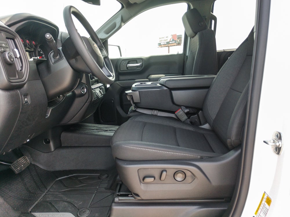 2026 Chevrolet Silverado 1500 Custom - Photo 9