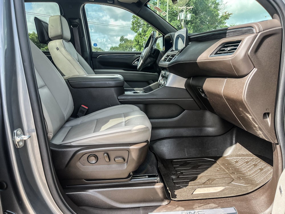 2022 GMC Yukon SLT