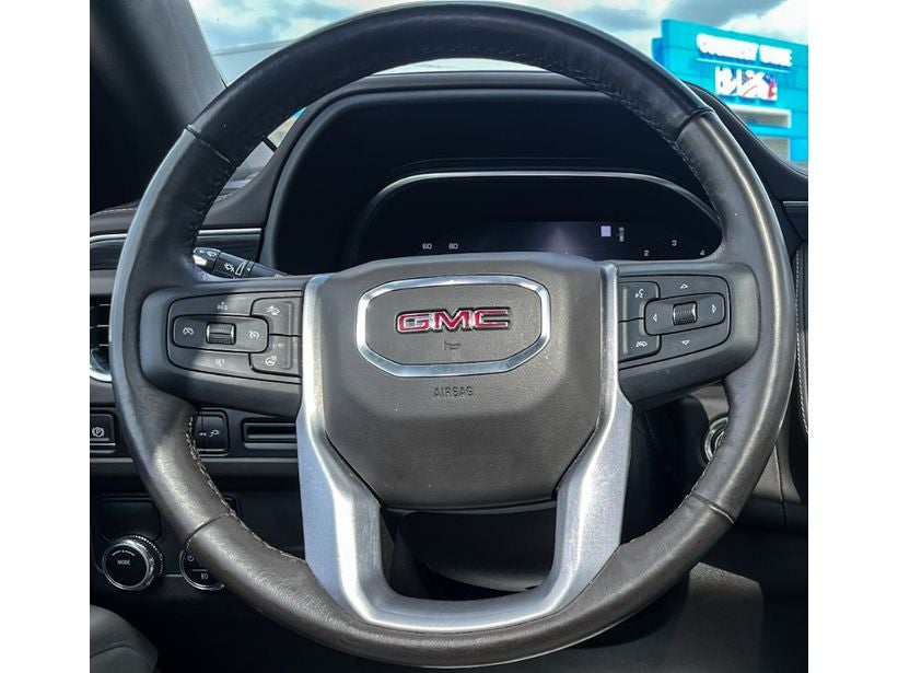2022 GMC Yukon SLT