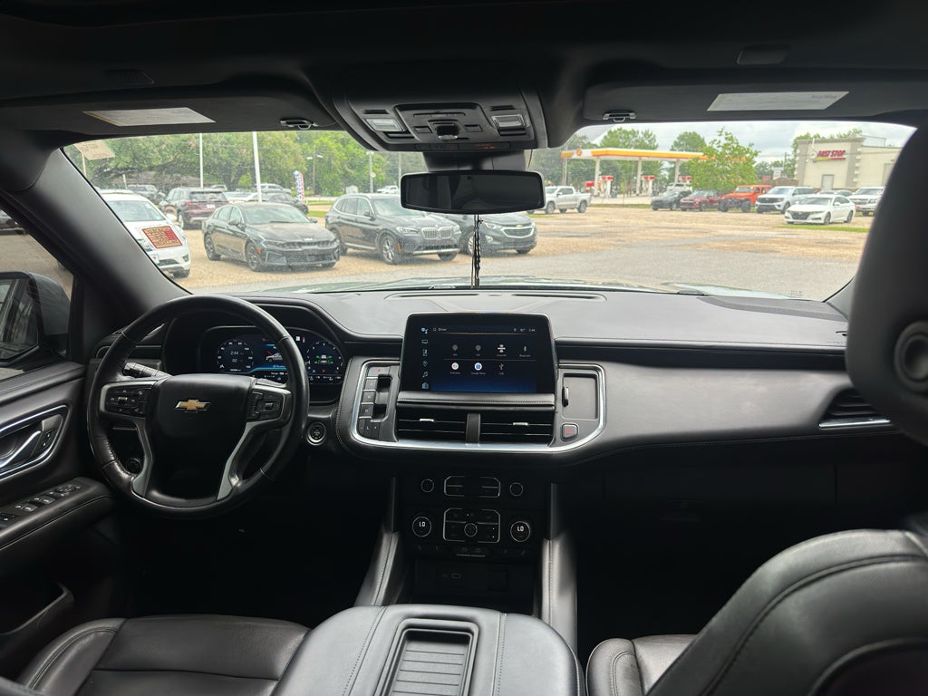 2023 Chevrolet Suburban LT