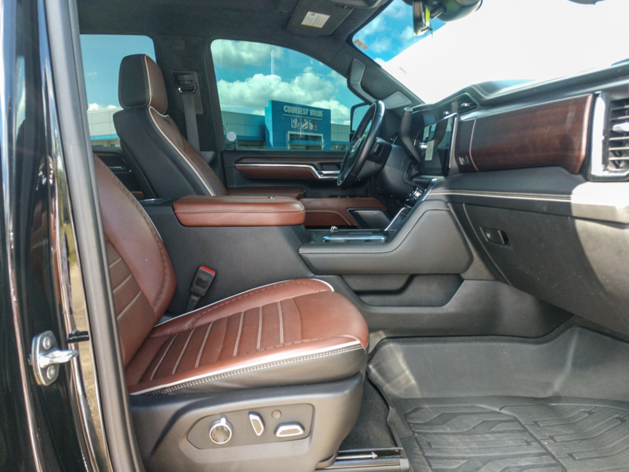 2024 GMC Sierra 2500 HD Denali Ultimate