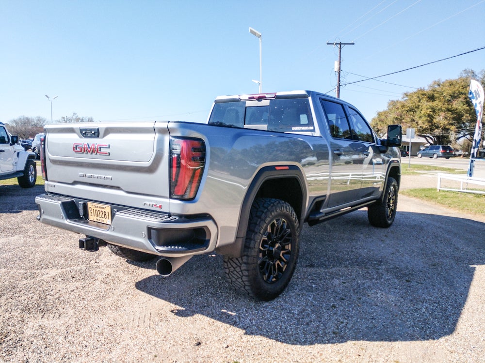 2025 GMC Sierra 2500 HD AT4