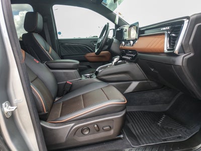 2025 GMC Canyon AT4