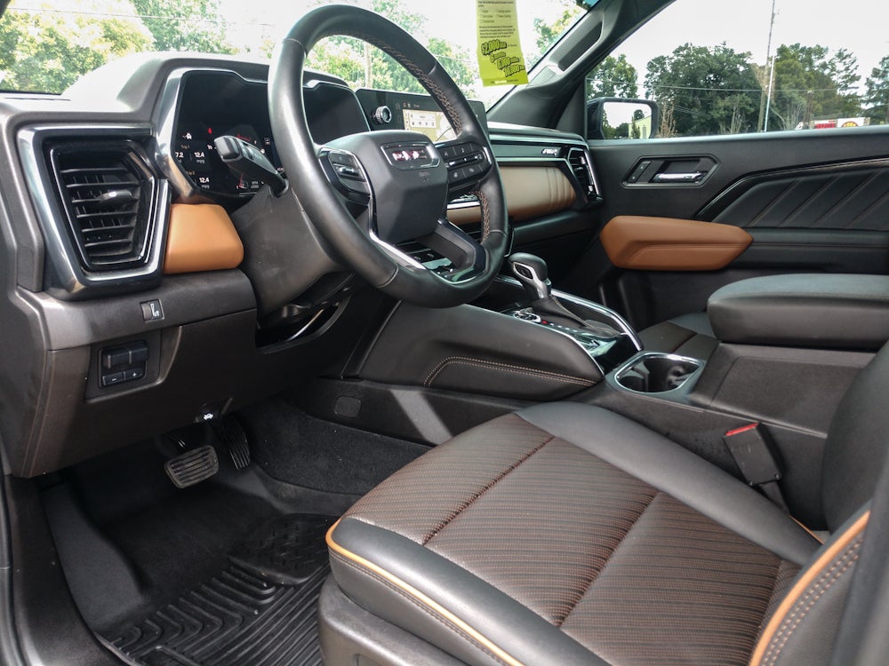 2025 GMC Canyon AT4