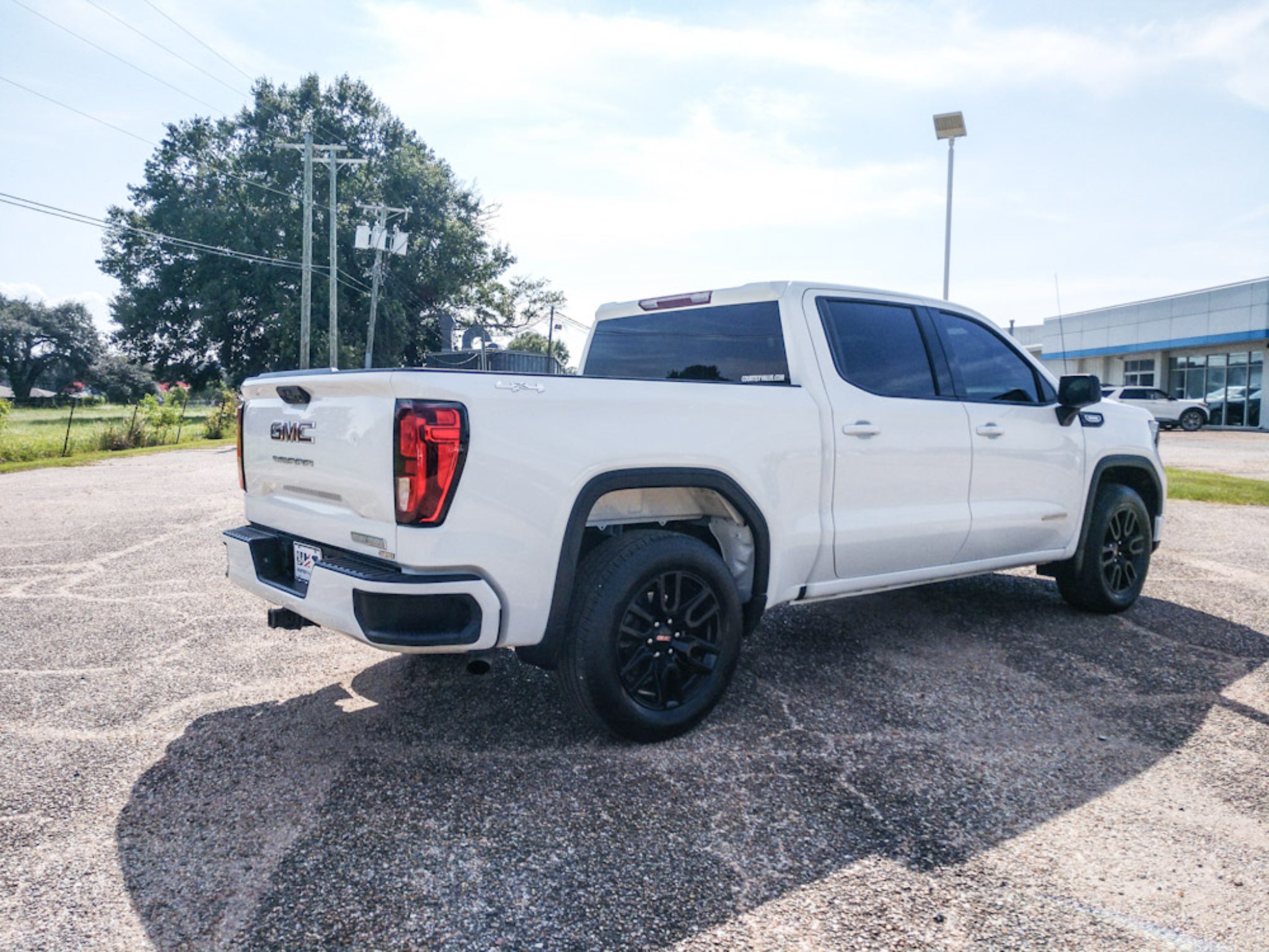 2024 GMC Sierra 1500 Elevation