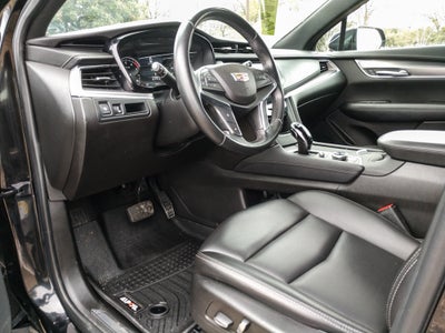 2022 Cadillac XT5 Luxury