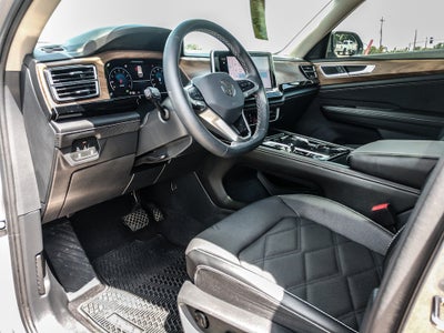 2024 Volkswagen Atlas 2.0T SE w/Technology