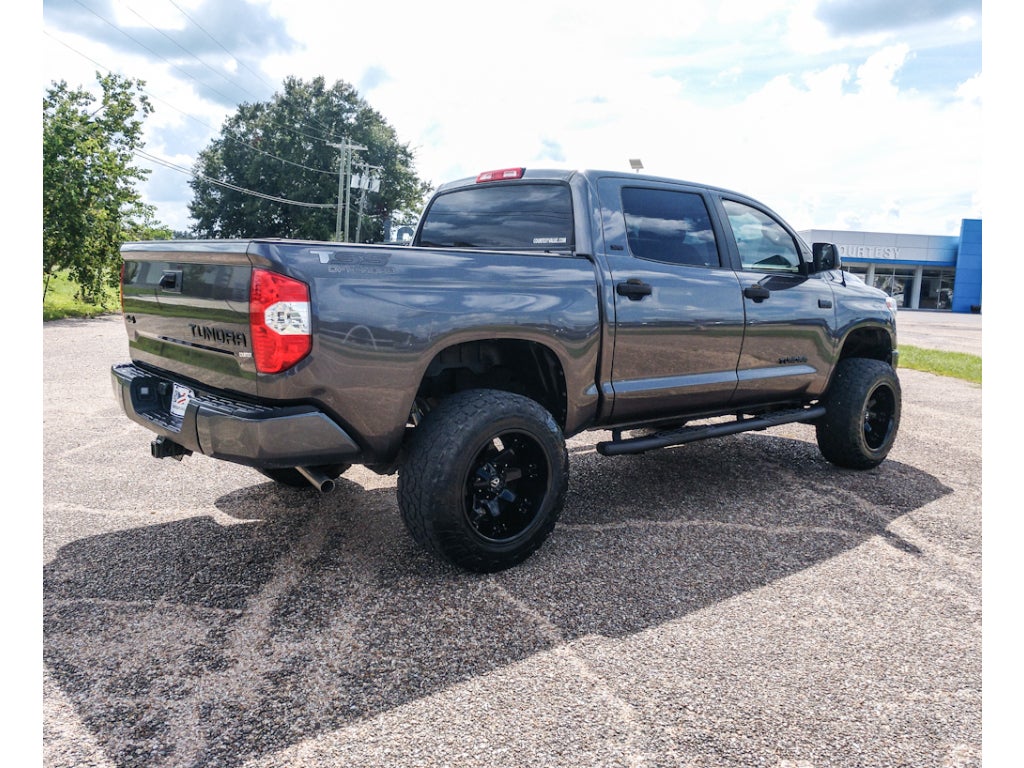 2018 Toyota Tundra 4WD SR5