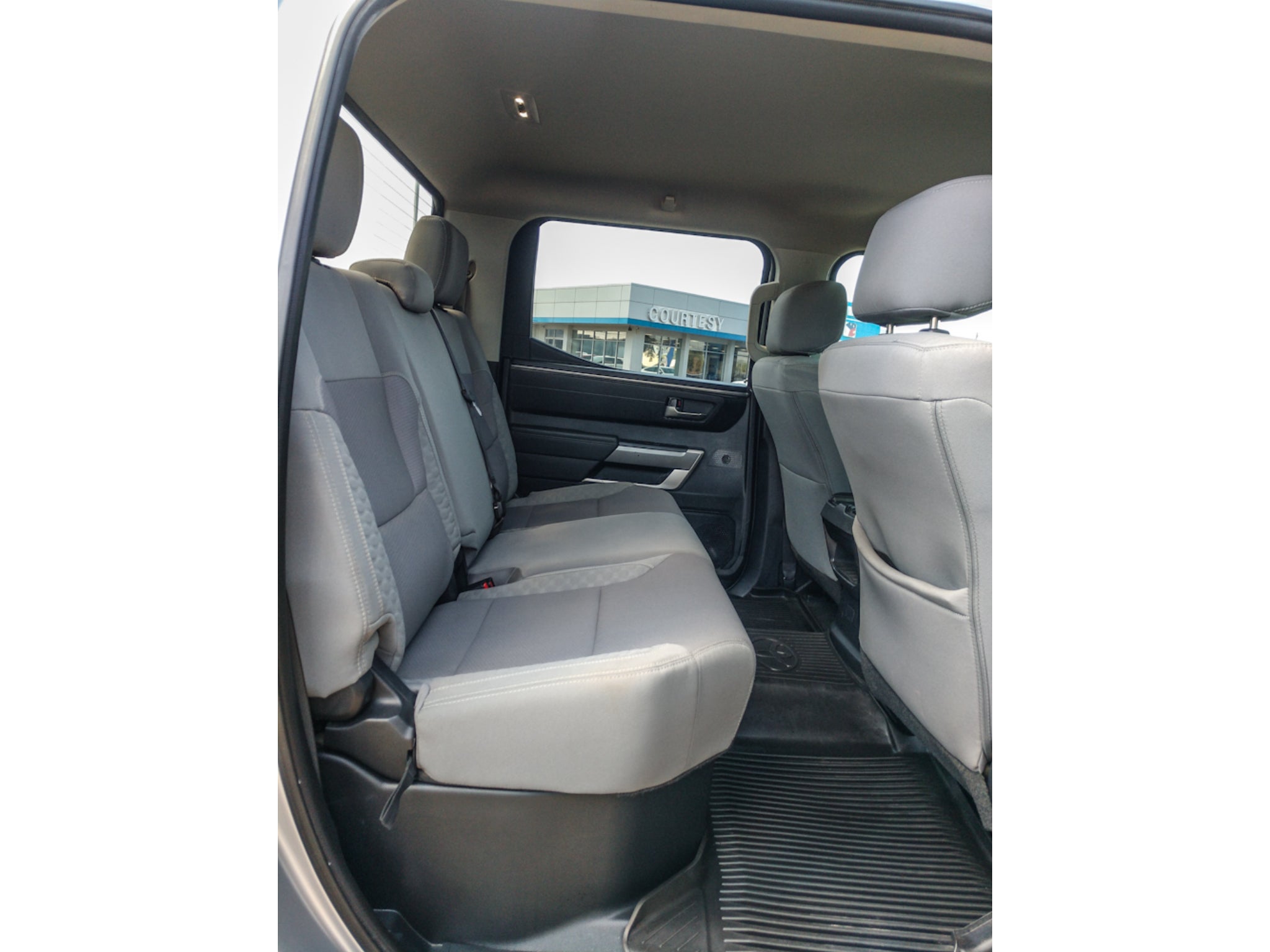 2023 Toyota Tundra 4WD SR5