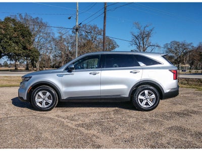 2022 Kia Sorento LX