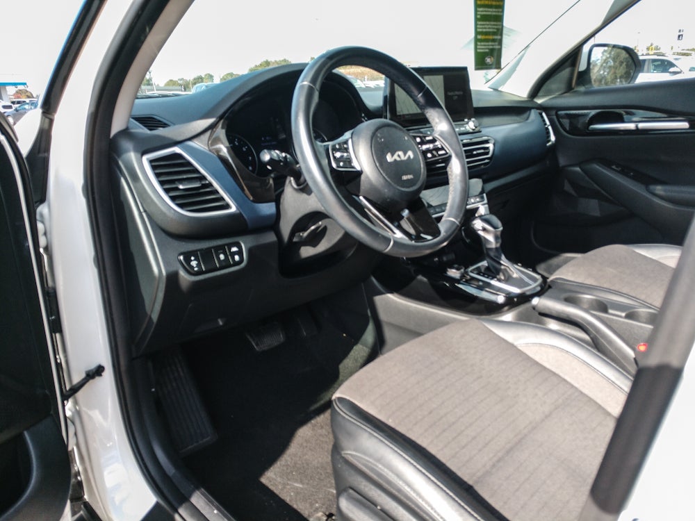 2022 Kia Seltos Nightfall