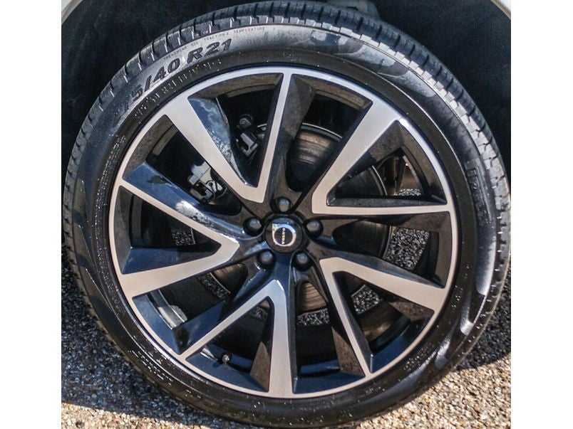 2023 Volvo XC90 Plus